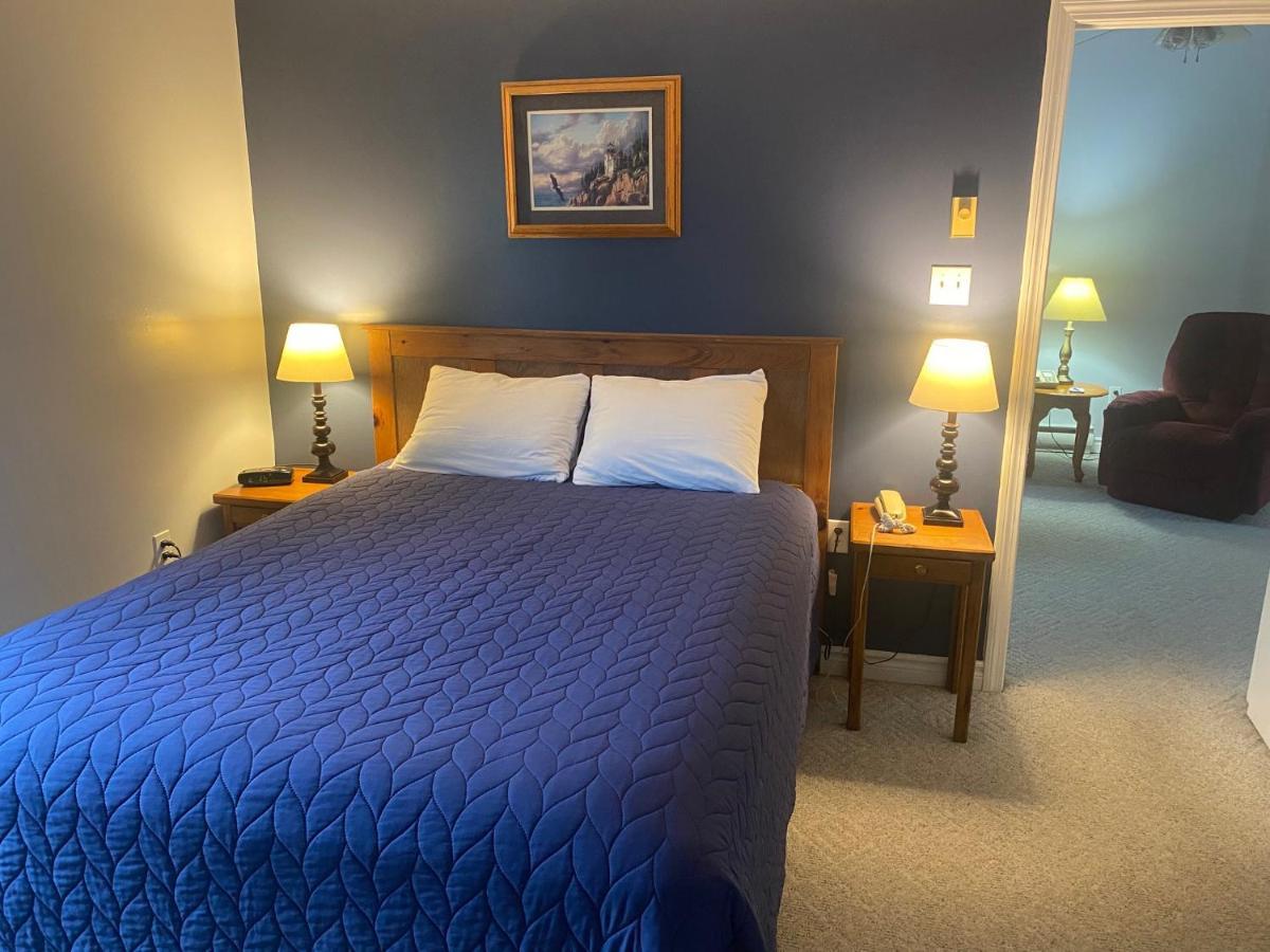 Acadia Village Resort Ellsworth Eksteriør bilde